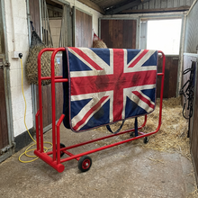 Horse rug dryer drying horse rug