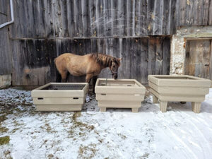a range of hay feed optimizers with different legs on