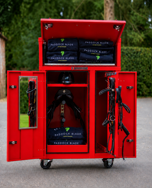 Paddock Blade Deluxe Aluminium Tack Locker Medium with Rug Box