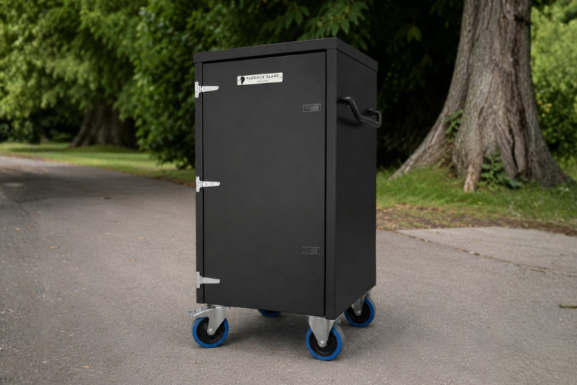 Paddock Blade Deluxe Aluminium Tack Locker Standard - British Made